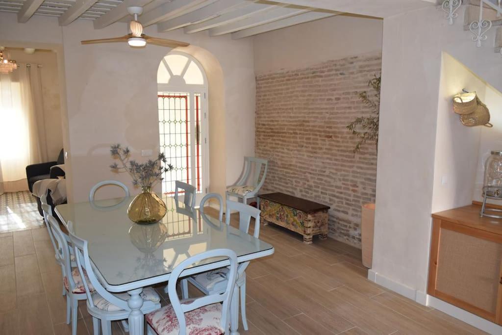 Villaverde del Rio Casa De La Abuela Dolores מראה חיצוני תמונה